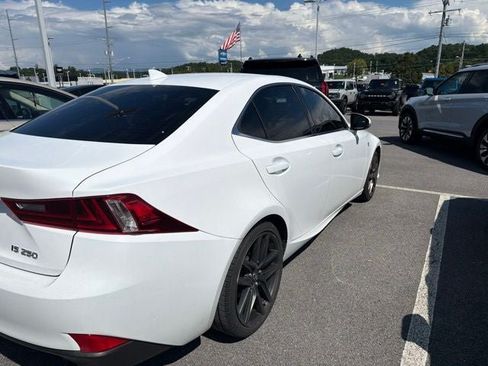 Used 2014 Lexus IS 250 w/ F-Sport Package RWD image 9