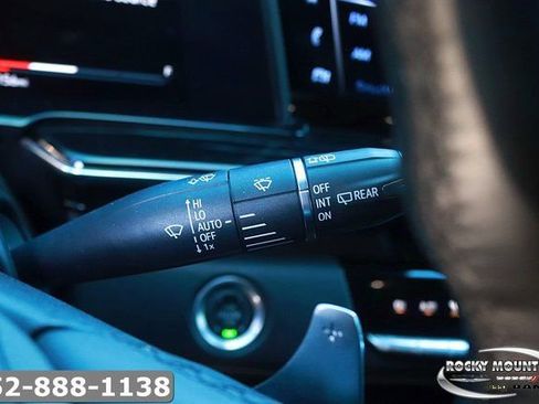 Used 2023 Cadillac Escalade V AWD/4WD image 27