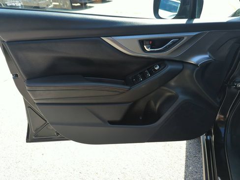 Used 2021 Subaru Crosstrek 2.5i Limited AWD/4WD image 11