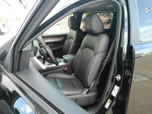 Used 2025 MAZDA CX-70 3.3 Turbo w/ Preferred Package AWD/4WD image 14