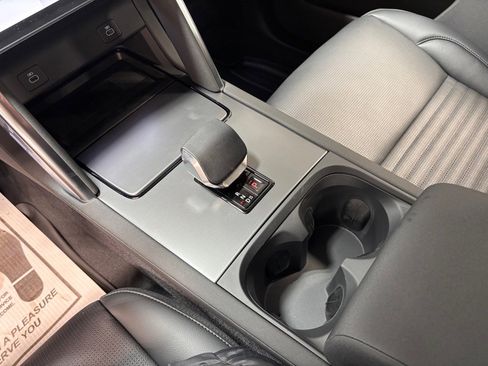 New 2025 Land Rover Discovery Sport S image 14