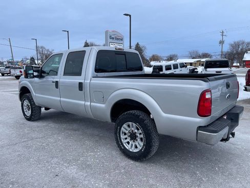 Used 2011 Ford F250 XLT w/ XLT Premium Pkg image 3