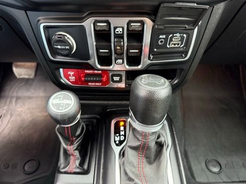 Used 2018 Jeep Wrangler Unlimited Rubicon image 21