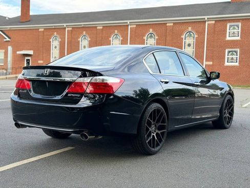 Used 2015 Honda Accord Sport image 6