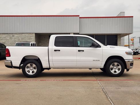New 2026 RAM 1500 4x4 Crew Cab image 7