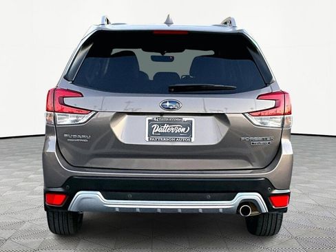 Used 2023 Subaru Forester Touring image 4
