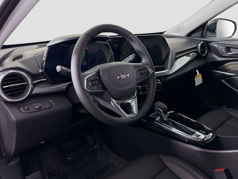 New 2026 Chevrolet Trax ACTIV w/ Sunroof Package image 11