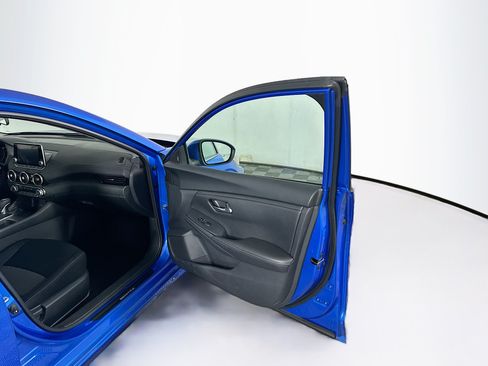 Used 2024 Nissan Sentra SV FWD image 30