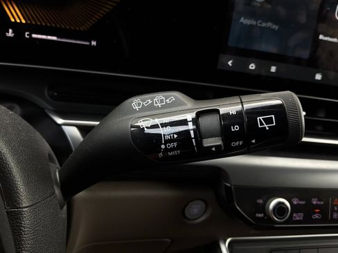 Used 2026 Kia Carnival FWD image 41