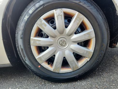 Used 2005 Toyota Camry XLE image 11