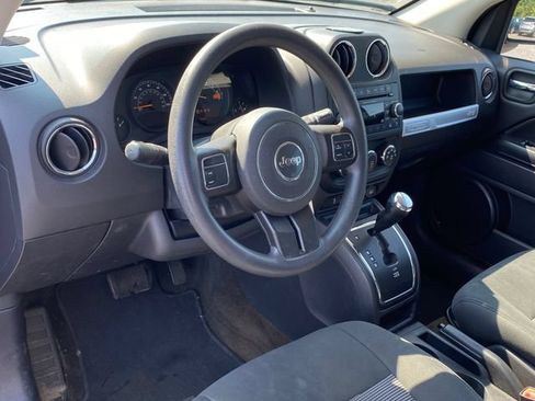 Used 2017 Jeep Compass Sport w/ Power Value Group AWD/4WD image 5