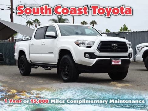 Certified 2021 Toyota Tacoma SR5 RWD image 1