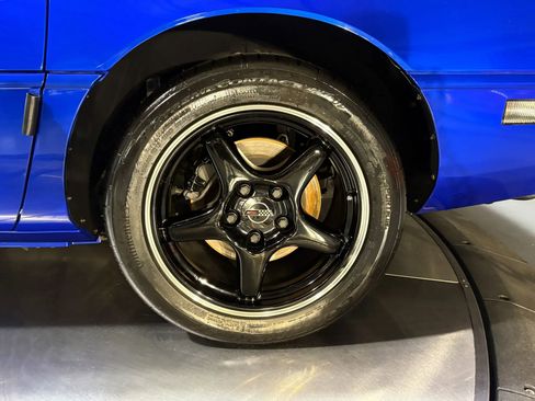 Used 1996 Chevrolet Corvette Convertible RWD image 18