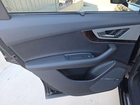 Used 2019 Audi Q7 2.0T Premium Plus w/ Premium Plus Package image 30