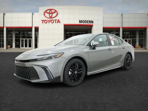 New 2026 Toyota Camry SE image 6
