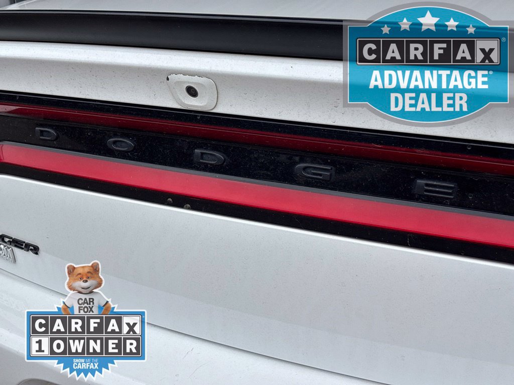 Used 2021 Dodge Charger SXT w/ Blacktop Package RWD image 9