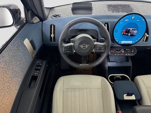 Used 2025 MINI Cooper Countryman SE w/ Comfort Package Max AWD/4WD image 10