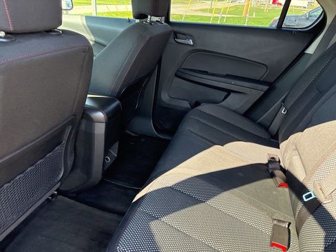 Used 2015 Chevrolet Equinox LT w/ Safety Package image 17