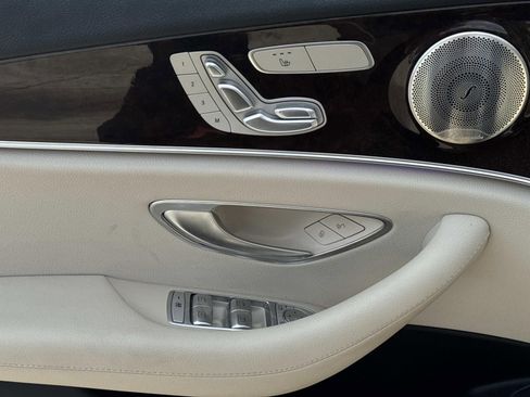 Used 2022 Mercedes-Benz E 350 Sedan image 20