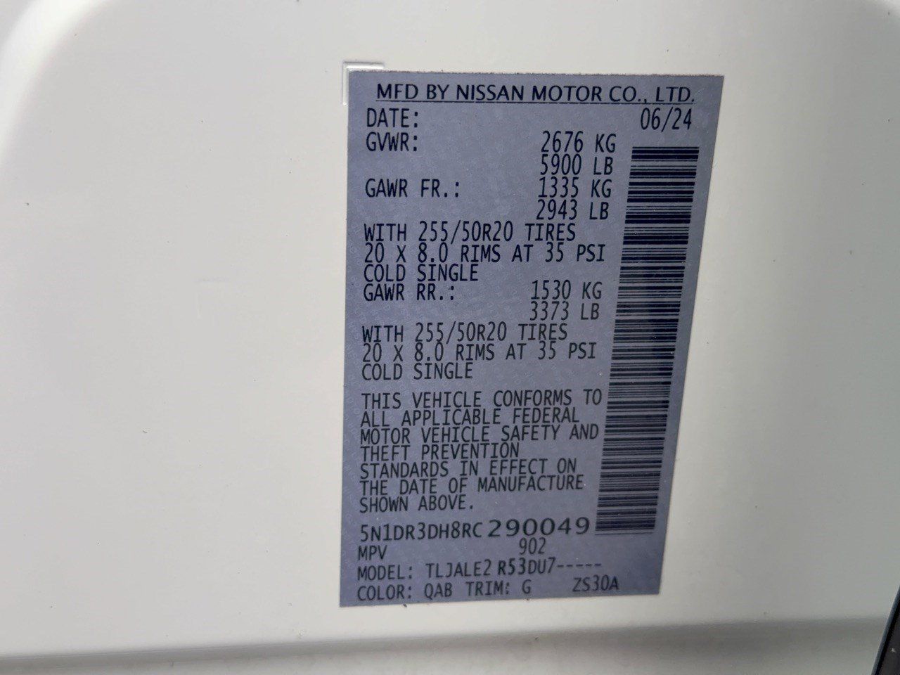 Used 2024 Nissan Pathfinder Platinum FWD image 32