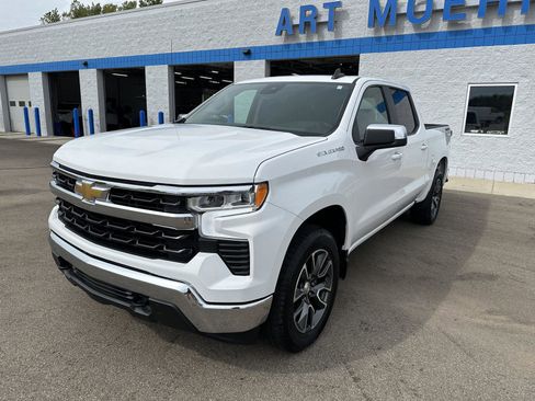 Used 2024 Chevrolet Silverado 1500 LT image 12