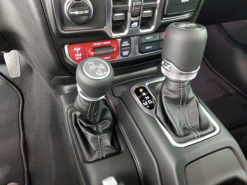 New 2026 Jeep Wrangler Unlimited Rubicon image 18