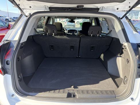 Used 2020 GMC Terrain SLE image 24