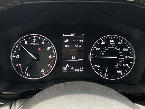 Certified 2025 Subaru Outback Premium AWD/4WD image 15