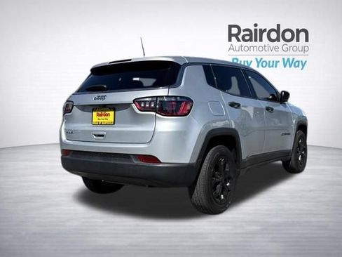 Used 2025 Jeep Compass Sport AWD/4WD image 7