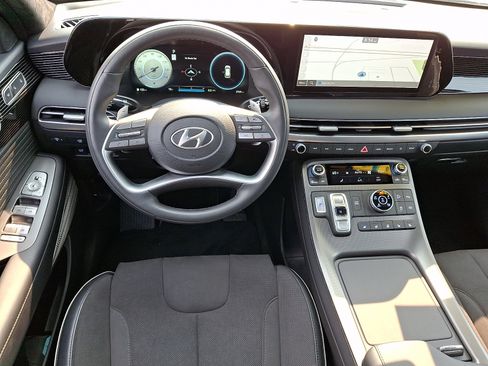 Used 2025 Hyundai Palisade Calligraphy AWD/4WD image 12