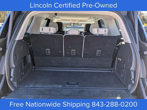 Certified 2025 Lincoln Navigator Reserve image 14