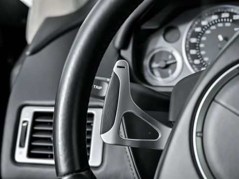 Used 2012 Aston Martin Virage Volante image 32