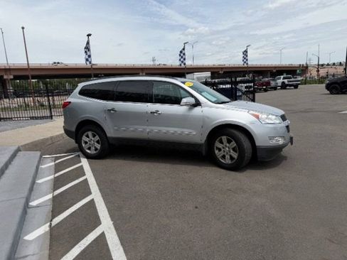 Used 2012 Chevrolet Traverse LT AWD/4WD image 11