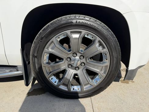 Used 2017 GMC Yukon XL Denali w/ Open Road Package image 79