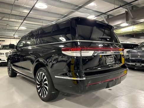 Used 2022 Lincoln Navigator L Black Label AWD/4WD image 4