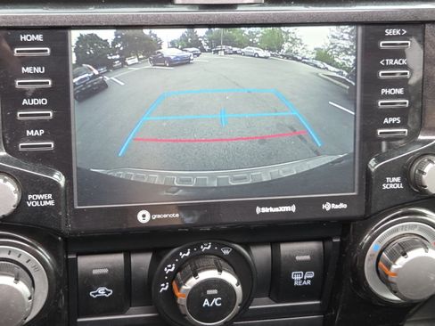 Used 2020 Toyota 4Runner Venture w/ Moonroof Package AWD/4WD image 13
