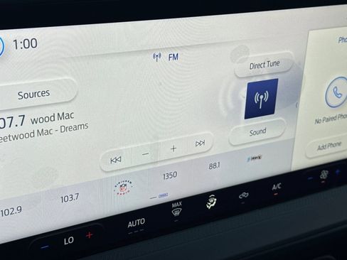 Used 2025 Ford Maverick XL w/ Equipment Group 102A image 18