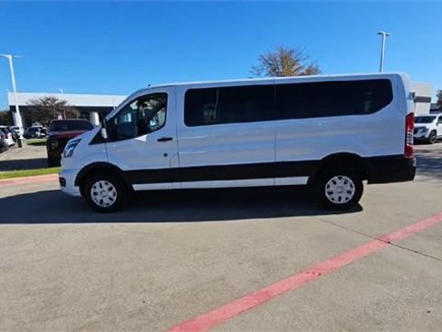 Used 2023 Ford Transit 350 XLT image 5