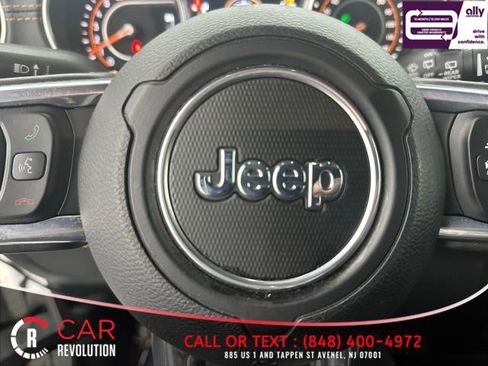 Used 2021 Jeep Wrangler Unlimited Sahara AWD/4WD image 22