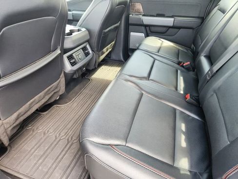Used 2024 Ford F250 Lariat w/ Sport Appearance Package AWD/4WD image 32
