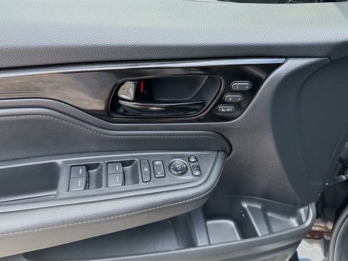 Used 2025 Honda Odyssey Elite image 34