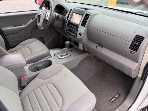 Used 2020 Nissan Frontier S RWD image 10