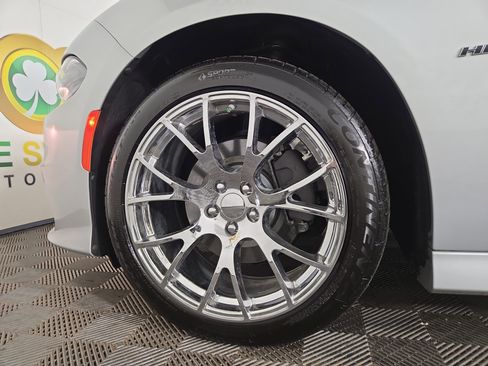 Used 2019 Dodge Charger R/T w/ Blacktop Package RWD image 31
