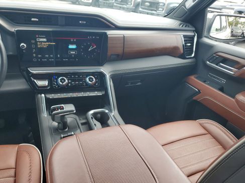 Used 2024 GMC Sierra 1500 Denali Ultimate image 18