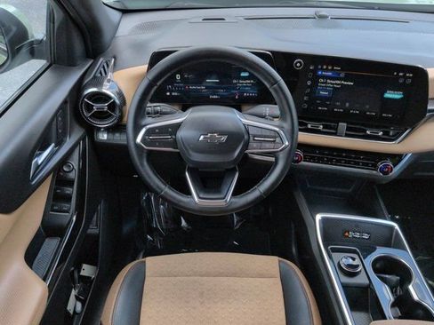 Used 2025 Chevrolet Equinox ACTIV FWD image 15
