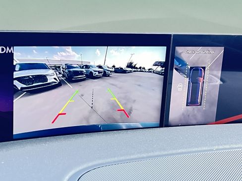 New 2027 Lincoln Navigator Premiere RWD image 15