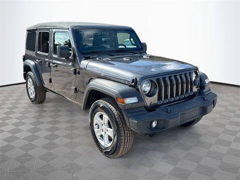 Used 2021 Jeep Wrangler Unlimited Sport S image 4