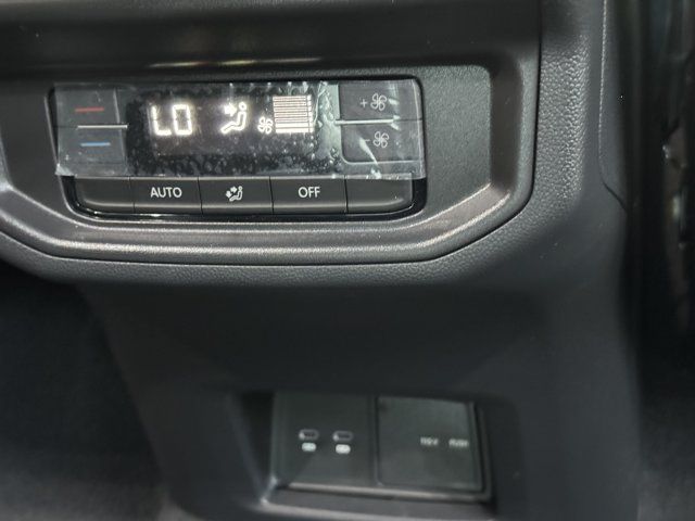 New 2026 Volkswagen Atlas Peak Edition AWD/4WD image 22