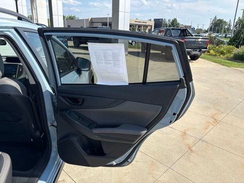 Used 2021 Subaru Crosstrek 2.5i Sport w/ Moonroof Package AWD/4WD image 26