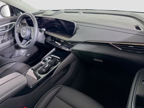 Used 2025 Buick Envision Avenir image 23